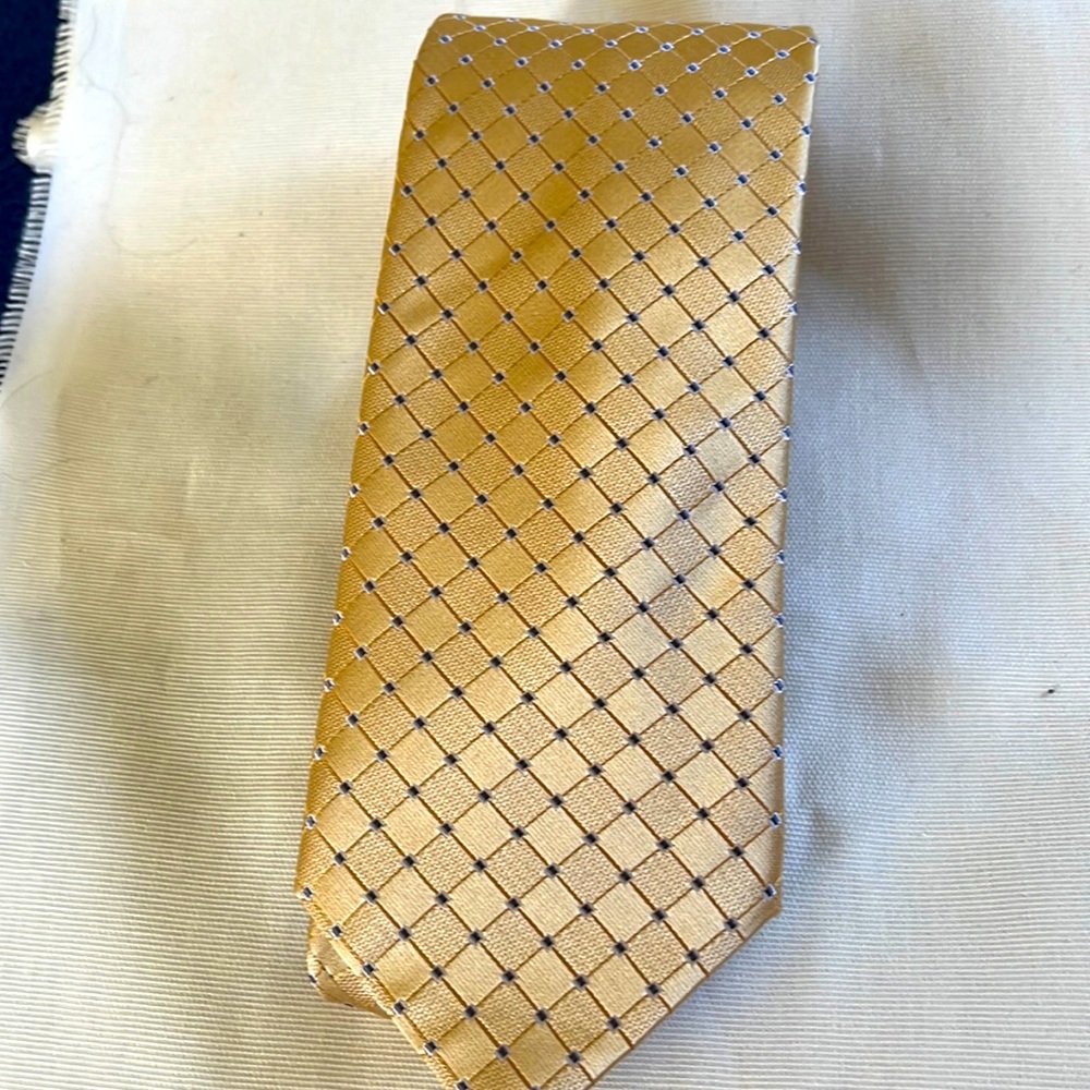 NWT! Napoli Made in Italy 🇮🇹 Yellow Silk Tie